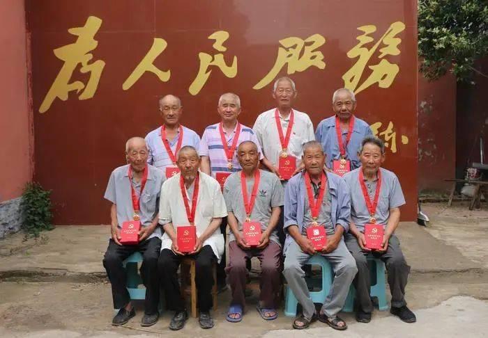 上海农商行:相关主体合计增持801.63万股股份
